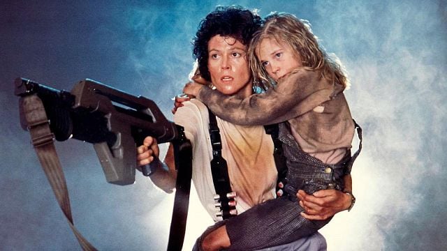 "Necesitan irse del sótano de mamá": James Cameron responde a los que critican la nueva versión de 'Aliens' noticias imagen