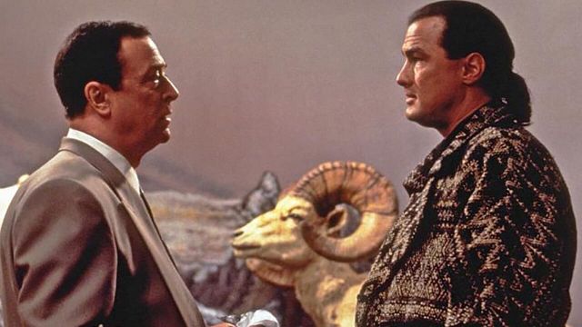 “Había roto una de las reglas fundamentales de las malas películas”: la desesperación llevó a Michael Caine a protagonizar ‘En tierra peligrosa’ con Steven Seagal noticias imagen