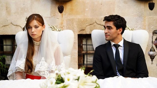 Tras no ser renovada por una cuarta temporada, 'Una nueva vida' ha llegado a su final en Turquía: ¿Cuántos episodios quedan por ver en España? noticias imagen