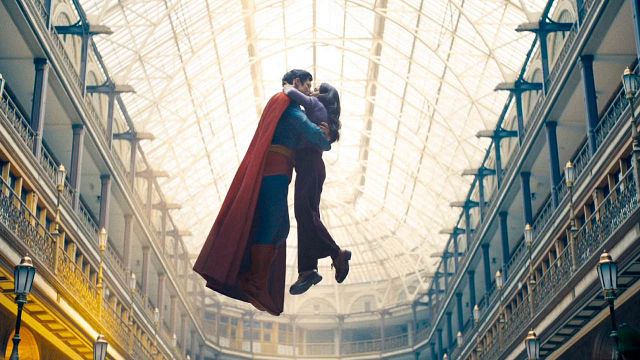"Es un intercambio de golpes": Los nuevos Lois y Clark Kent de 'Superman' no se parecen a "nada que hayamos visto antes" noticias imagen