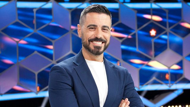 Gorka Rodríguez, copresentador del 'Grand Prix': "'El cazador stars' me sirvió para darme cuenta de cómo es la televisión de verdad" noticias imagen