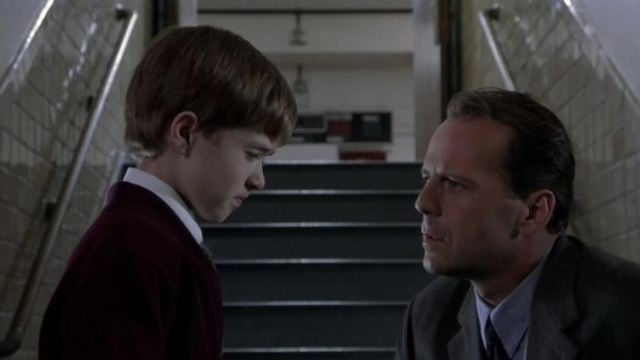 "Es la persona que quieres tener a tu lado": Haley Joel Osment recuerda cómo era trabajar con Bruce Willis en 'El sexto sentido'