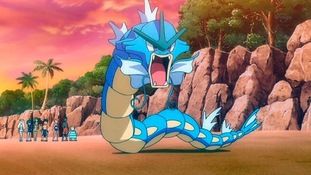 Si un cosplay de Magikarp ya es una genialidad, imagínate si es un 2 en 1 con su evolución Gyarados noticias imagen