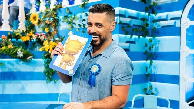Quién es Gorka Rodríguez, el primer hombre que acompaña a Ramón García presentando el 'Grand Prix' noticias imagen