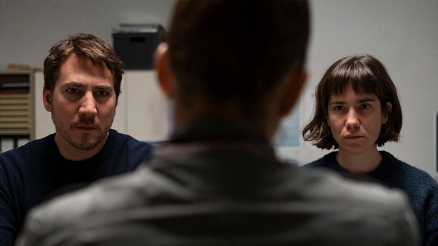 Festival de Málaga 2023: 'Upon Etry', la única aduana en la que quieres quedarte noticias imagen