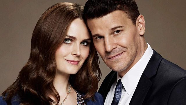 Su primer papel protagonista en una película en 14 años: la estrella de 'Bones' regresa en el debut como director de una compañera noticias imagen