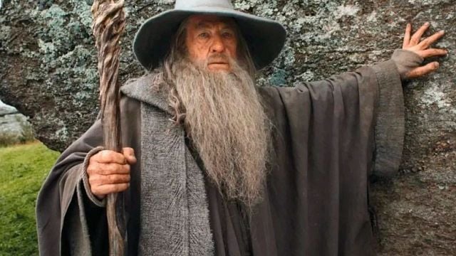 Ian McKellen reconoce que en esta escena de 'El señor de los anillos' su cara no muestra ningún sentimiento en absoluto: "no tenía ni idea" noticias imagen