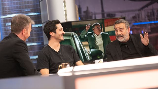 "Se te queda cara de pederasta": Eduard Fernández revela en 'El Hormiguero' "el pollo" que montó en un rodaje para no llevar peluca