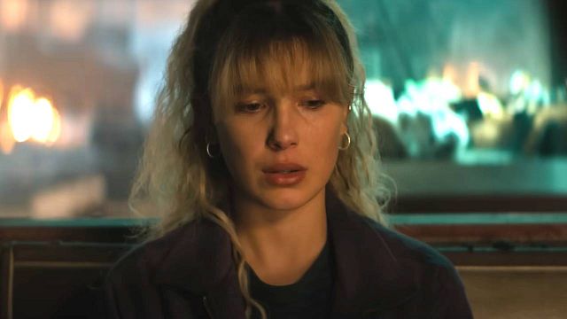 Millie Bobby Brown nunca había hecho esto en una película, pero en 'Estado Eléctrico' se ha atrevido y es uno de sus puntos a favor noticias imagen