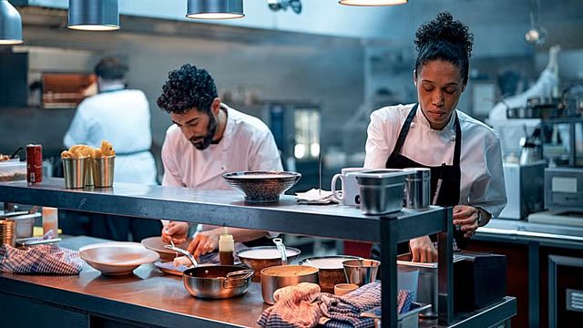 "Increíblemente buena": a 'The Bear' le sale competencia con una nueva miniserie de 4 episodios que acaba de llegar a 'streaming' noticias imagen