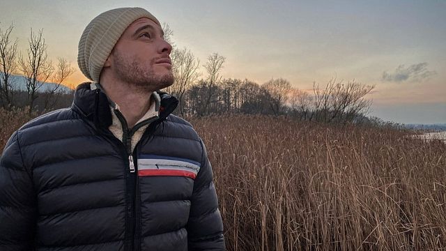 Kerem Bürsin tiene claro donde le gustaría vivir el resto de su vida: "Siempre tiene algo que ofrecerte" noticias imagen