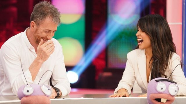 "Ahora yo no te entiendo a ti": El divertido rifirrafe entre Becky G y Pablo Motos por el "espanglish" noticias imagen