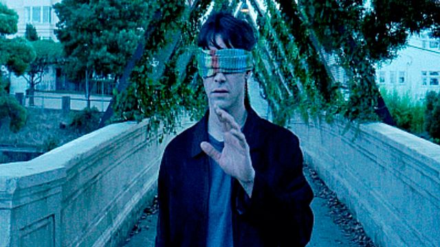 Siempre se nos olvida que existe, pero Keanu Reeves protagonizó una de sus peores películas nada más triunfar en 'Matrix' noticias imagen