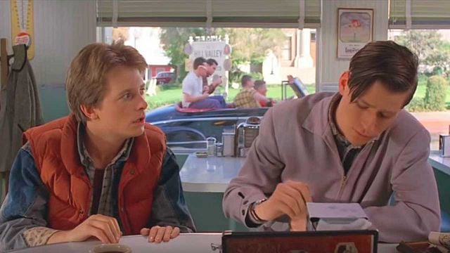 He tenido que ver 'Regreso al futuro' en el cine después de 40 años para darme cuenta de que Michael J. Fox era más mayor que su padre noticias imagen