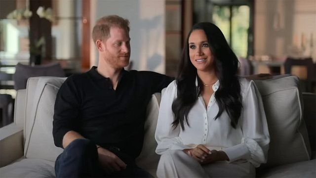 La advertencia en los primeros capítulos de 'Harry y Meghan' que ha desmentido Buckingham noticias imagen