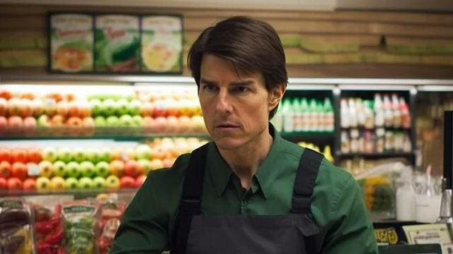 Así sería Tom Cruise si trabajara de cajero: la IA imagina a los actores con vidas normales