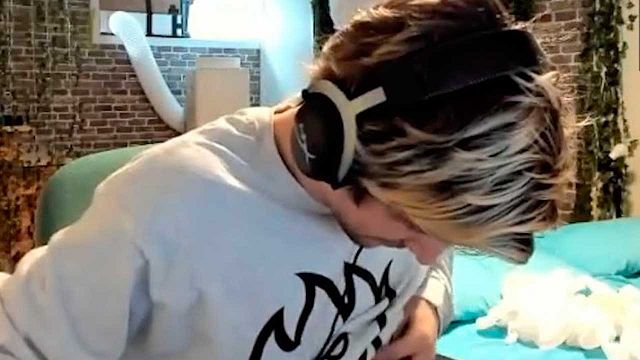 El streamer que compra camisetas al por mayor para no poner la lavadora revela una parte de sueldo: 9 millones al año solo en hacer directos noticias imagen