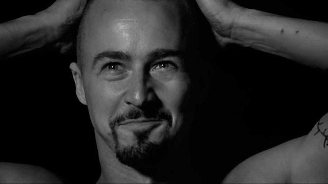 'American History X', una película de culto que casi es un milagro que exista: al final fue un éxito pero dejó por los suelos a su director noticias imagen