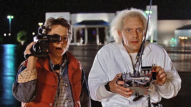 "Estaba muy preocupado": Christopher Lloyd recuerda el momento en el que despidieron al protagonista de 'Regreso al futuro'