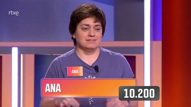 Quién es Ana Furones: la enfermera y actriz de Telecinco que ahora es la segunda "Magnífica" de 2026 noticias imagen