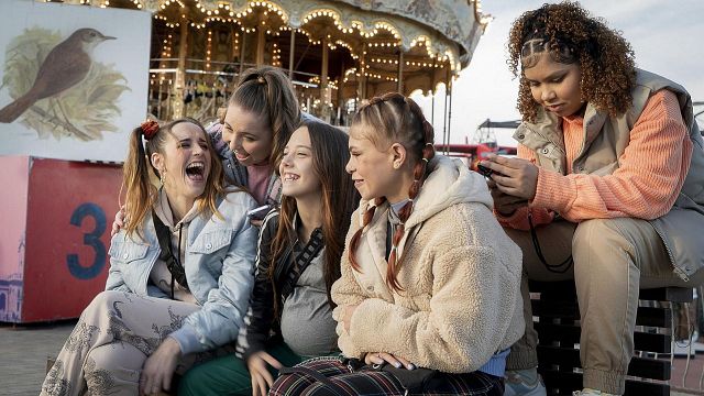 En EXCLUSIVA, el tráiler de 'La maternal', la nueva película de Pilar Palomero, directora de 'Las niñas' noticias imagen