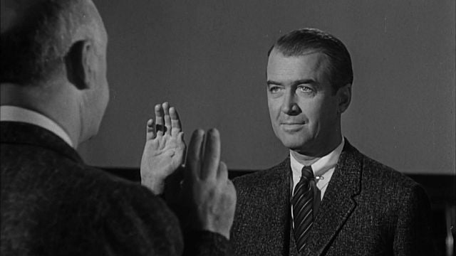 Si te ha encantado ‘Anatomía de una caída’, James Stewart protagonizó en los años 50 la gran obra maestra del cine de juicios y la tienes en Amazon noticias imagen