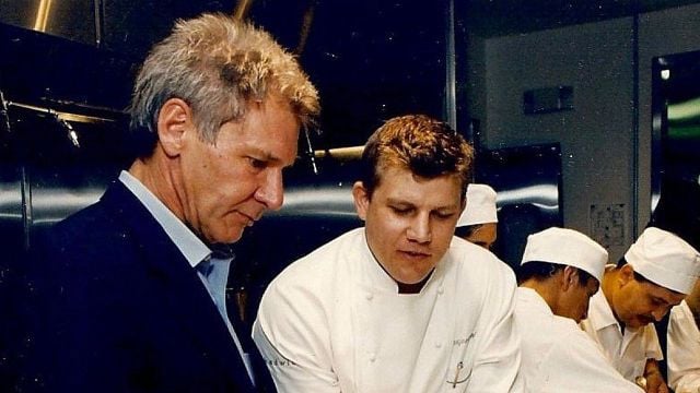 El hijo mayor de Harrison Ford es un conocido chef que surgió por accidente: "Llamé a la puerta trasera, con el método tradicional" noticias imagen
