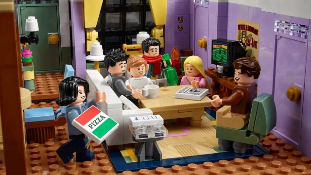 El LEGO de Friends vuelve de oferta en Fnac para que puedas recrear cada una de las escenas (viene hasta con el pavo de Acción de Gracias) noticias imagen