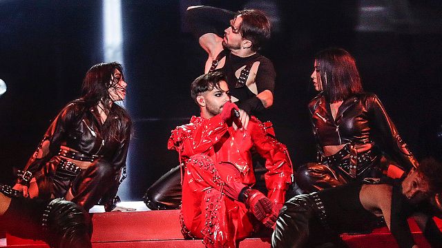 Agoney gana la primera semifinal del 'Benidorm Fest 2023' con pullita para los 'haters' noticias imagen