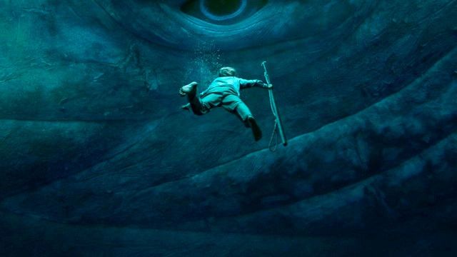 Hoy en Netflix: la desgarradora película de aventuras con Chris Hemsworth y Tom Holland que se atrevió a enfrentarse a 'Star Wars' pero no le salió bien la jugada noticias imagen