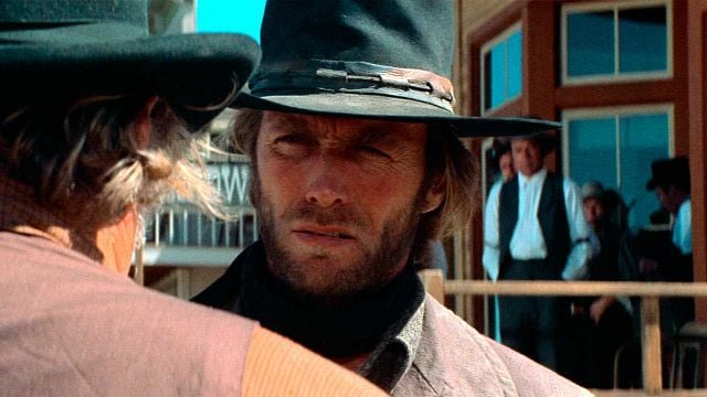Esta noche en 'streaming', la película de Clint Eastwood que cabreó a John Wayne: "El Oeste no se trataba de eso" noticias imagen
