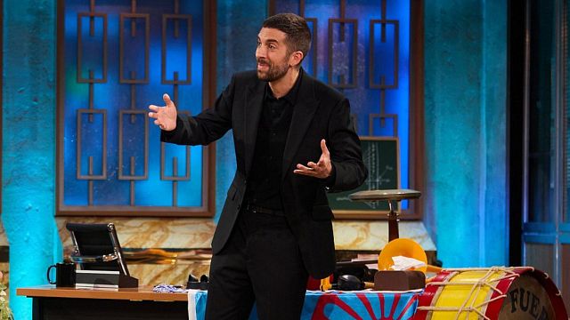 David Broncano cumple uno de sus objetivos en 'La Revuelta': "Estoy contento porque pensaba que no iba a venir nunca" noticias imagen