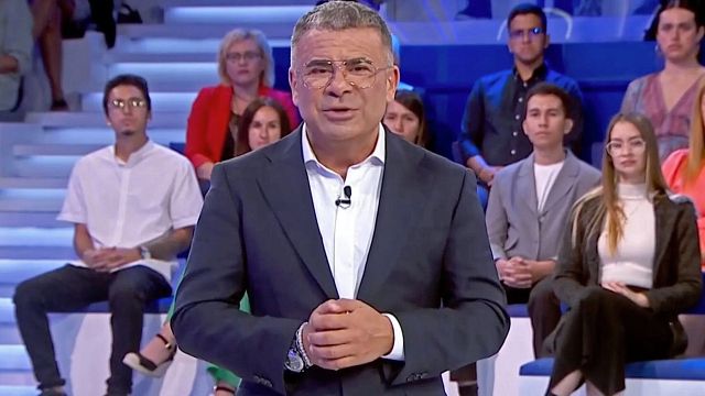 Jorge Javier Vázquez sobre el ictus que sufrió hace 7 años: "Cuando te pasa algo así, la vida te da un guantazo y te recoloca las prioridades" noticias imagen