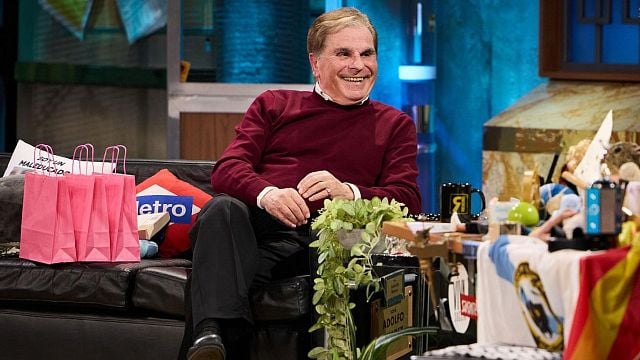 "¿Está prohibido cambiar? ¿No estamos en un país libre?": Pedro Ruiz descoloca a Broncano en 'La Revuelta' al hablar de 'El Hormiguero' noticias imagen