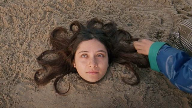 Llega a cines "uno de los mejores debuts del año": la sucesora de 'Las vírgenes suicidas' sobre el despertar sexual noticias imagen