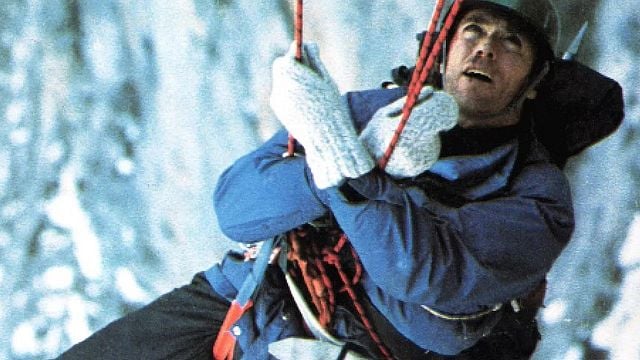 Hoy en 'streaming': Clint Eastwood se jugó el tipo para hacer su propia versión de James Bond noticias imagen