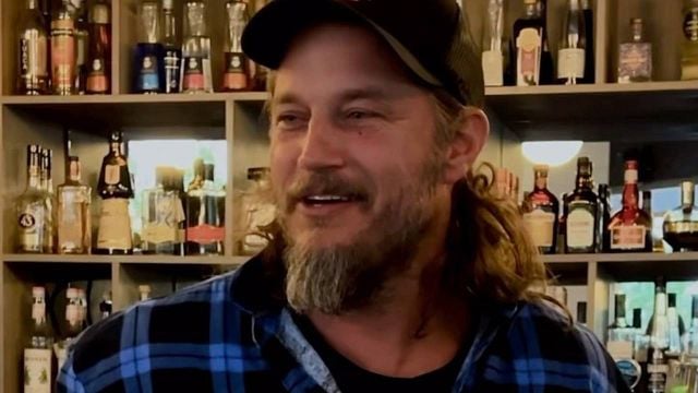 "Nunca quise ser actor, jamás. Sigo sin quererlo": Travis Fimmel confiesa que "entra en pánico" en las audiciones noticias imagen