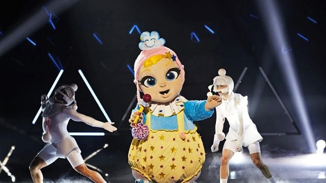 La máscara de 'Mask Singer 3' que pocos dudan, pero que tiene divididos a los investigadores: ¿Quién es Bebé, Dulceida o Chabeli Iglesias? noticias imagen