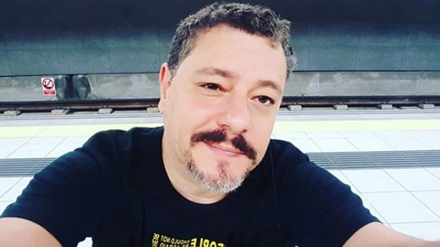 Qué fue de Jorge Berrocal, el concursante de 'Gran Hermano' al que le pusieron 'la pierna encima' y ahora tiene que escribir con seudónimo noticias imagen