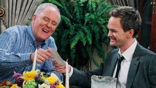 Primer vistazo de 'Cómo conocí a vuestra madre' entre Barney y su padre noticias imagen