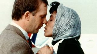 Warner Bros. planea el remake de 'El guardaespaldas' noticias imagen