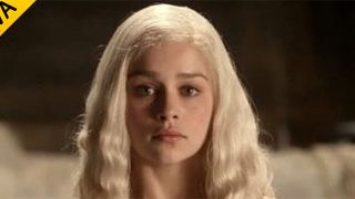Emilia Clarke, de 'Juego de tronos': "Una vez me senté cerca de James Gandolfini y me quedé congelada" noticias imagen