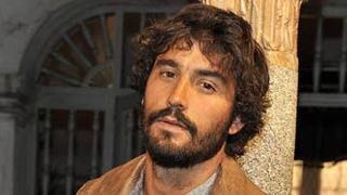 Alex García abandonará 'Tierra de lobos' al finalizar su segunda temporada 