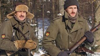 'Silencio en la nieve': clip de la película protagonizada por Carmelo Gomez y Juan Diego Botto noticias imagen