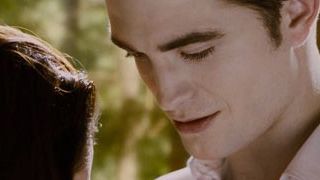 'La saga Crepúsculo: Amanecer - Parte II': primera imagen de Robert Pattinson noticias imagen