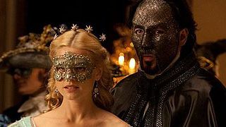 'El enigma del cuervo': más fotos con Alice Eve y John Cusack noticias imagen