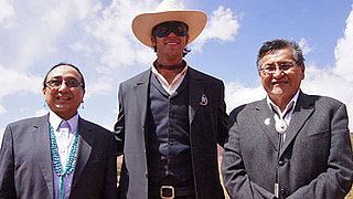 'The Lone Ranger (El llanero solitario)': Johnny Depp y Armie Hammer posan durante el rodaje noticias imagen
