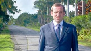 Ben Miller, de 'Crimen en el Paraíso': "Es maravilloso investigar un asesinato a la manera tradicional de Agatha Christie" noticias imagen