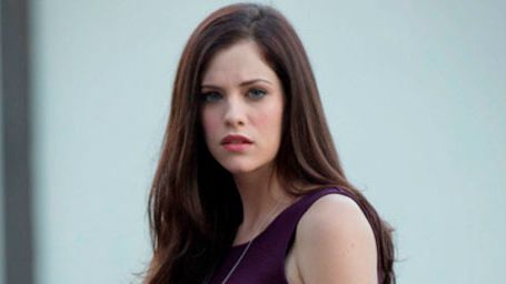 La actriz de 'Arrow' Jessica De Gouw protagonizará la serie 'Drácula' junto a Jonathan Rhys Meyers noticias imagen
