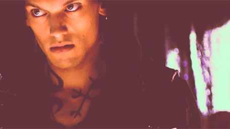 'Cazadores de sombras: Ciudad de hueso': ¡Nuevas fotos de Jace Wayland y Alec Lightwood! noticias imagen